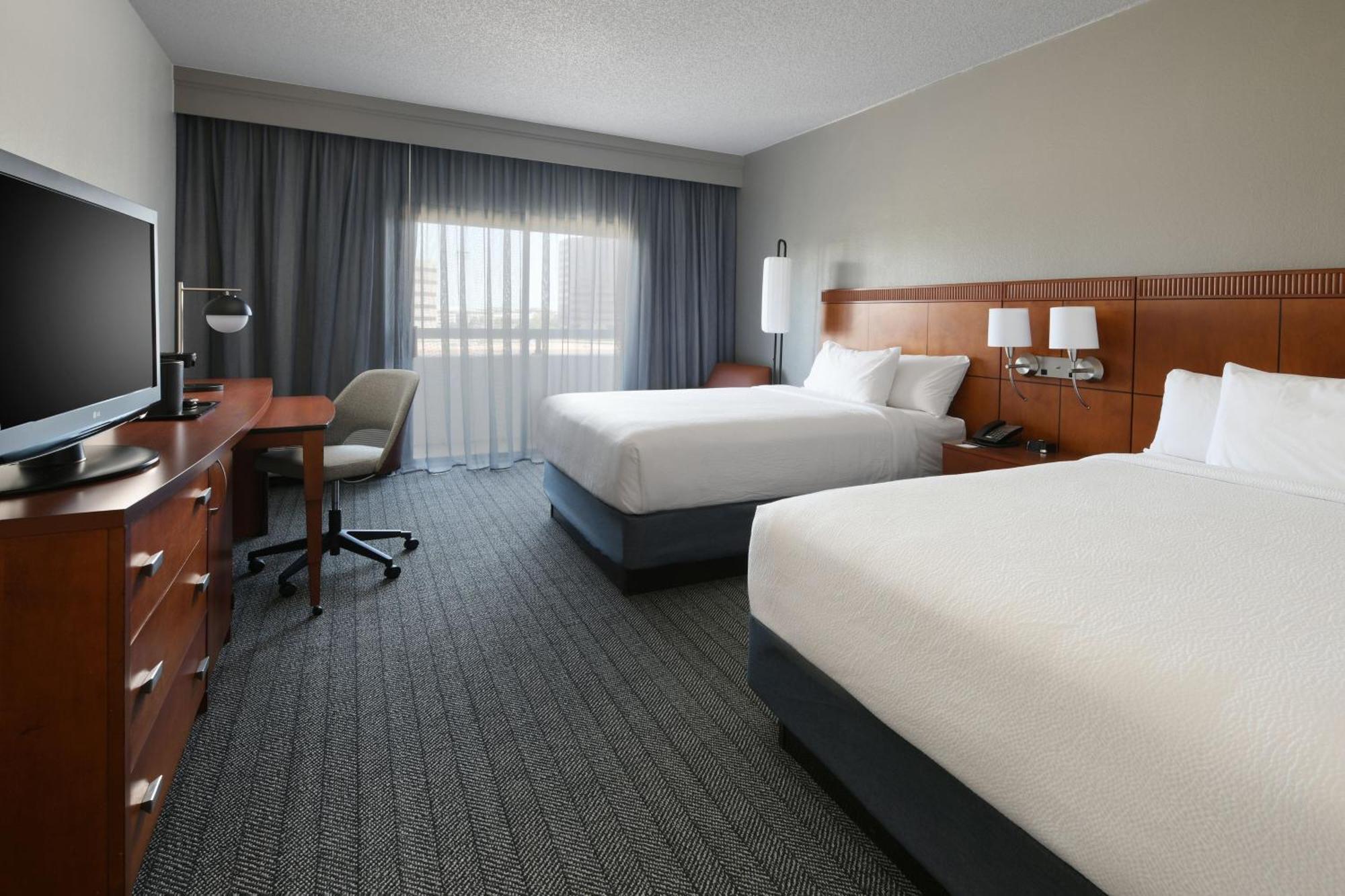 Courtyard Dallas Las Colinas Irving Exterior photo