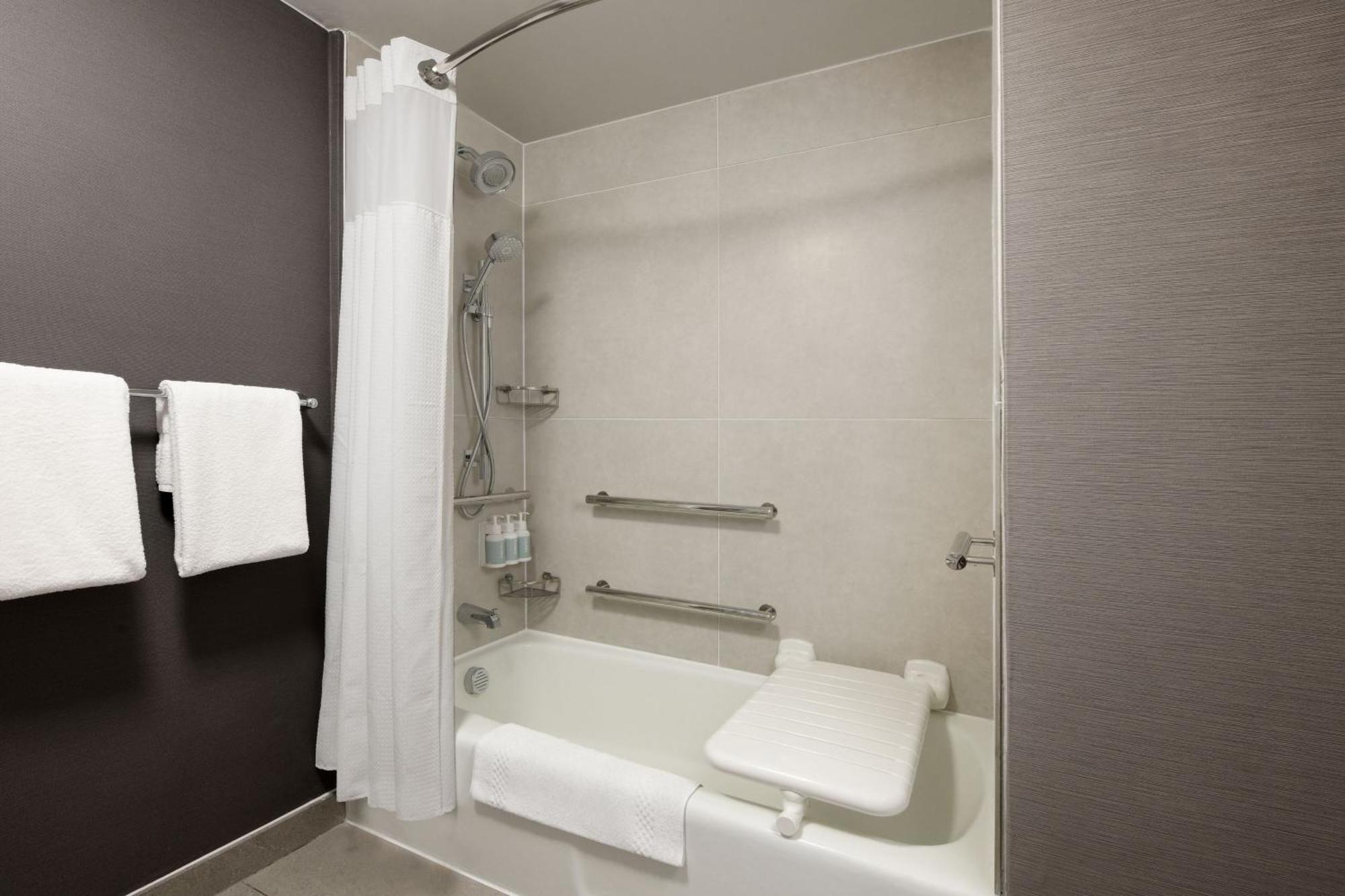 Courtyard Dallas Las Colinas Irving Exterior photo